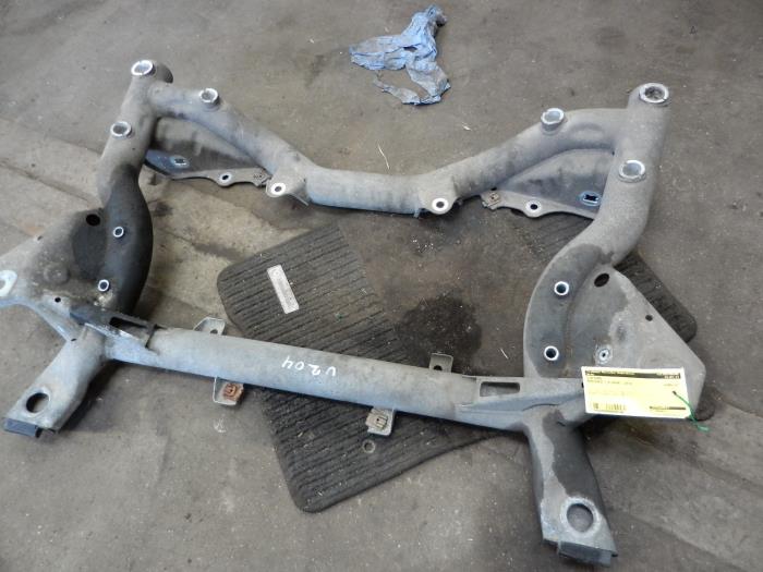 Used Subframe Mercedes C (W204) 2.2 C-250 CDI 16V BlueEFFICIENCY Price € 99,99 Margin scheme offered by Tijdeman Mercedes Onderdelen