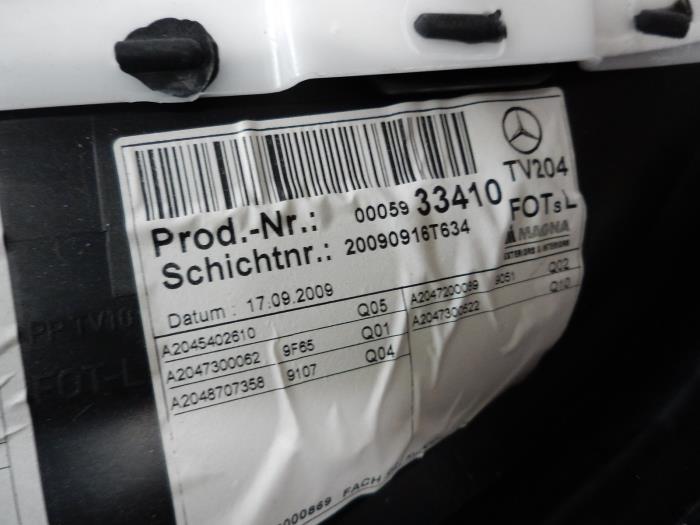 Türverkleidung 4-türig links hinten van een Mercedes-Benz C (W204) 2.2 C-250 CDI 16V BlueEFFICIENCY 2010