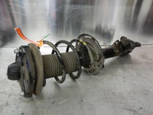Used Front shock absorber rod, right Mercedes C (W204) 2.2 C-200 CDI 16V Price on request offered by Tijdeman Mercedes Onderdelen