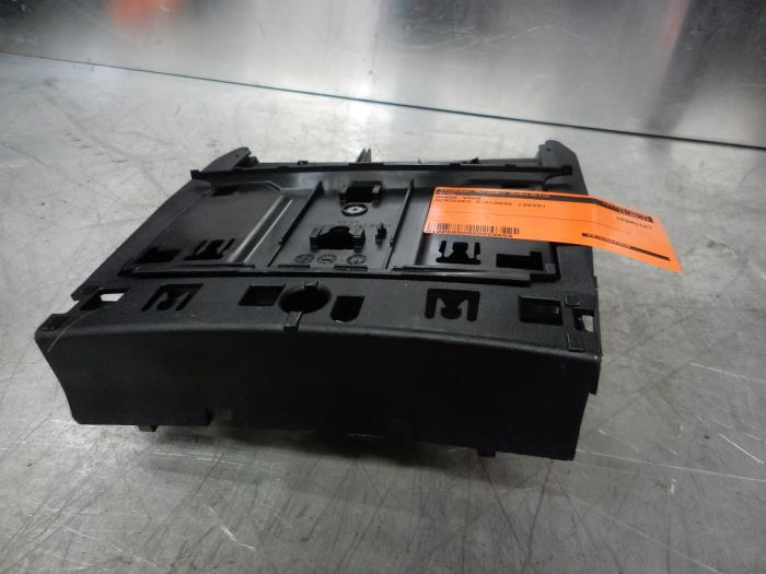 945f4be3-b5f4-4742-9597- 