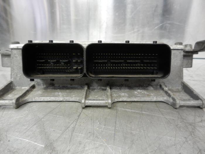 Used Engine management computer Mercedes A (W169) 1.7 A-170 3-Drs. Price € 250,00 Margin scheme offered by Tijdeman Mercedes Onderdelen