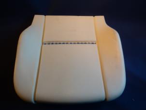 New Seat cushion, left Mercedes Sprinter 3,5t (906.63) Price € 78,65 Inclusive VAT offered by Tijdeman Mercedes Onderdelen