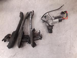 Used Set of locks Mercedes Vito (638.1/2) 2.3 108D Price on request offered by Tijdeman Mercedes Onderdelen