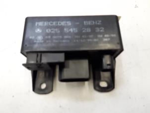 Used Glow plug relay Mercedes A (W168) 1.7 A-170 CDI 16V Price on request offered by Tijdeman Mercedes Onderdelen