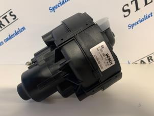New Secondary pump Mercedes C (W204) 1.8 C-200 CGI 16V Price € 453,75 Inclusive VAT offered by Sterparts Mercedes specialist