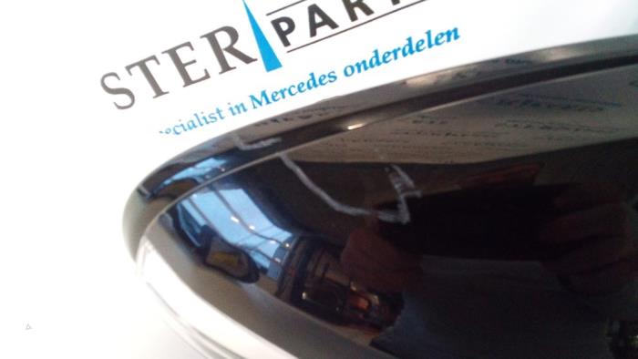Retrovisor externo derecha de un Mercedes-Benz S (W222/V222/X222) 3.0 S-320L 24V 2014