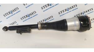 Used Rear shock absorber rod, right Mercedes S (W222/V222/X222) 3.0 S-320L 24V Price € 598,95 Inclusive VAT offered by Sterparts Mercedes specialist