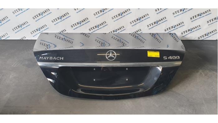Boot lid from a Mercedes-Benz S (W222/V222/X222) 3.0 S-400 24V 4-Matic 2015