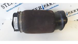 Used Air spring Mercedes R (W251) 3.5 350 V6 24V 4-Matic Price € 151,25 Inclusive VAT offered by Sterparts Mercedes specialist