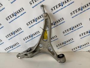 Used Front lower wishbone, left Mercedes R (W251) 3.5 350 V6 24V 4-Matic Price € 120,40 Inclusive VAT offered by Sterparts Mercedes specialist