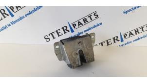 Used Tailgate lock mechanism Mercedes ML I (163) 230 2.3 16V Price € 25,00 Margin scheme offered by Sterparts Mercedes specialist