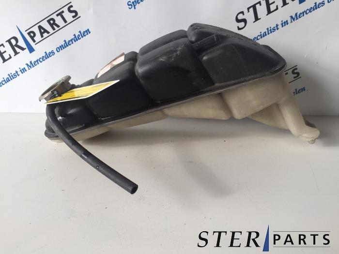Gebrauchte Ausgleichsbehälter Mercedes E (W210) 2.2 E-200 CDI 16V Preis € 20,00 Margenregelung angeboten von Sterparts Mercedes specialist