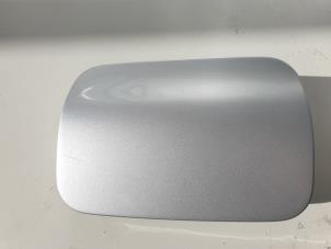 Used Tank cap cover Mercedes S (W220) 3.2 S-320 CDI Price € 25,00 Margin scheme offered by Sterparts Mercedes specialist