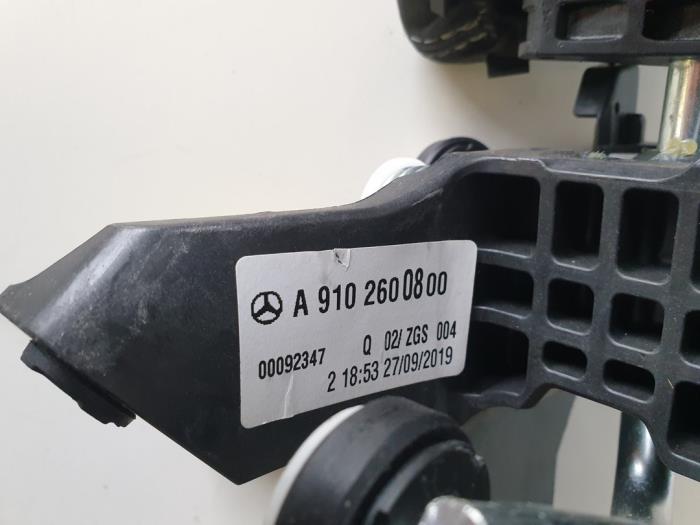Mecanismo de cambio de un Mercedes-Benz Sprinter 5t (907.6) 211 CDI 2.1 D FWD 2020