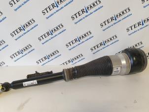 Used Rear shock absorber rod, right Mercedes S (W222/V222/X222) 3.0 S-400 24V 4-Matic Price € 598,95 Inclusive VAT offered by Sterparts Mercedes specialist
