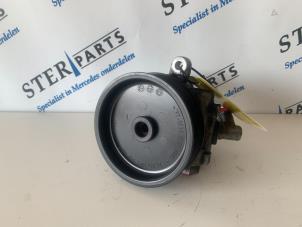 Used Power steering pump Mercedes S (W221) 4.0 S-420 CDI V8 32V Price € 350,00 Margin scheme offered by Sterparts Mercedes specialist