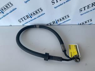 Used Power steering line Mercedes ML I (163) 270 2.7 CDI 20V Price € 60,00 Margin scheme offered by Sterparts Mercedes specialist