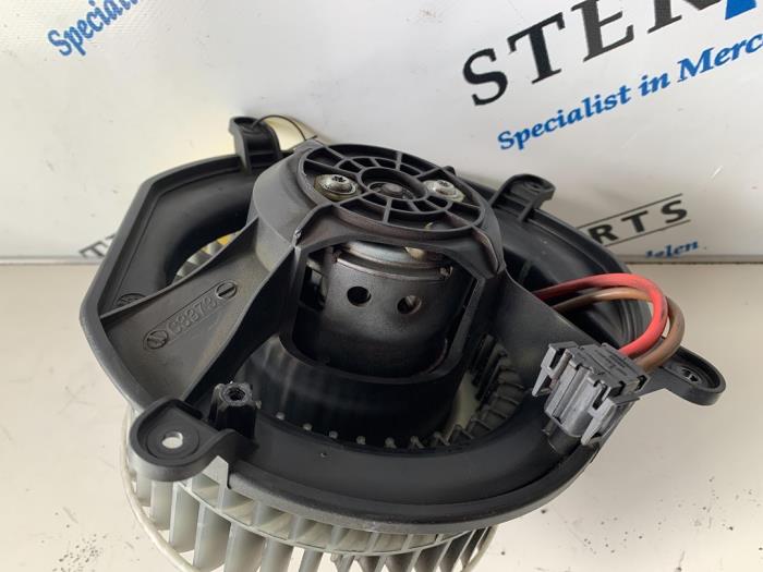 Heating and ventilation fan motor Mercedes E Combi 3.2 E-320 CDI 24V ...