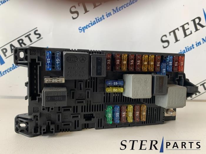 Usagé Module confort Mercedes E (W211) 3.0 E-320 CDI 24V Prix € 100,00 Règlement à la marge proposé par Sterparts Mercedes specialist