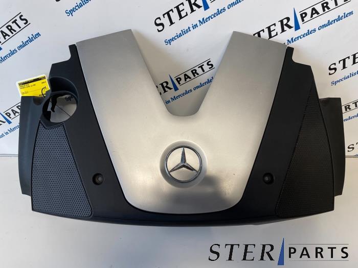 Gebrauchte Abdeckblech Motor Mercedes E (W211) 4.0 E-420 CDI 32V Preis € 40,00 Margenregelung angeboten von Sterparts Mercedes specialist
