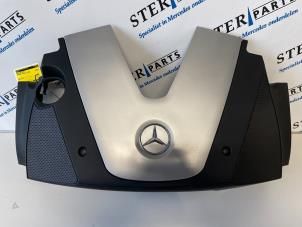 Used Engine cover Mercedes E (W211) 4.0 E-420 CDI 32V Price € 40,00 Margin scheme offered by Sterparts Mercedes specialist