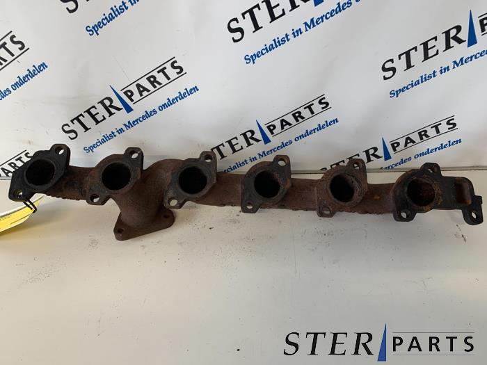 Gebrauchte Abgaskrümmer Mercedes S (W220) 3.2 S-320 CDI 24V Preis € 60,00 Margenregelung angeboten von Sterparts Mercedes specialist