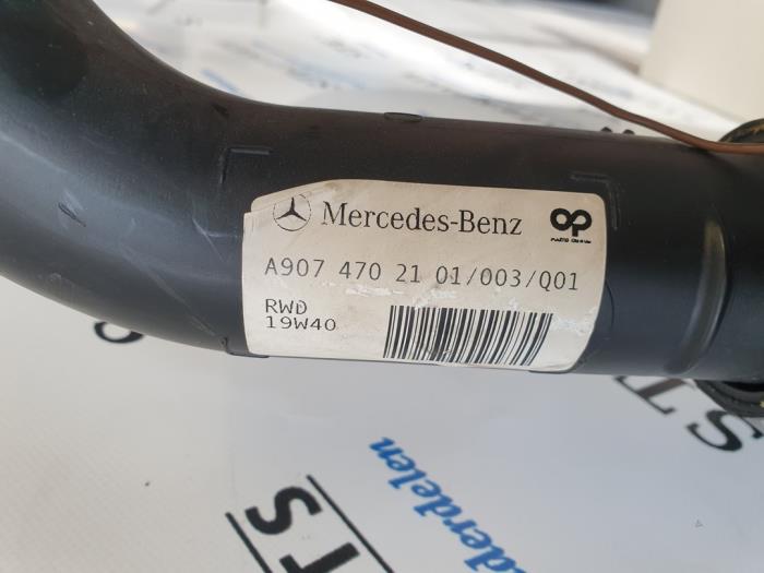 Depósito de un Mercedes-Benz Sprinter 5t (907.6) 211 CDI 2.1 D FWD 2021