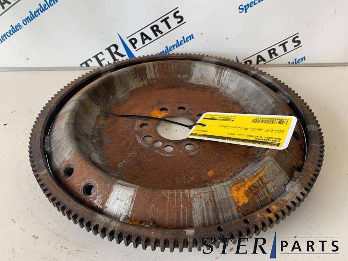Gebrauchte Starterkranz Mercedes C Combi (S203) 3.0 C-320 CDI V6 24V Preis € 44,95 Margenregelung angeboten von Sterparts Mercedes specialist