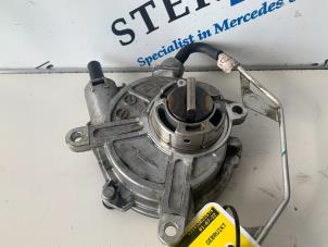 Used Vacuum pump (petrol) Mercedes CLK (W209) 3.0 280 V6 18V Price € 49,50 Margin scheme offered by Sterparts Mercedes specialist
