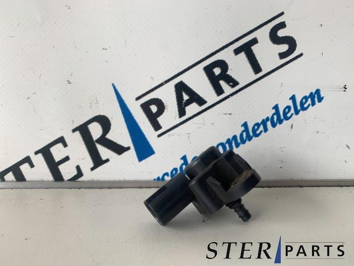 Begagnade MAP-sensor (insugsrör) Mercedes S (W221) 5.5 S-600 L 36V Twin Turbo Pris € 9,50 Marginaltabell erbjuds av Sterparts Mercedes specialist