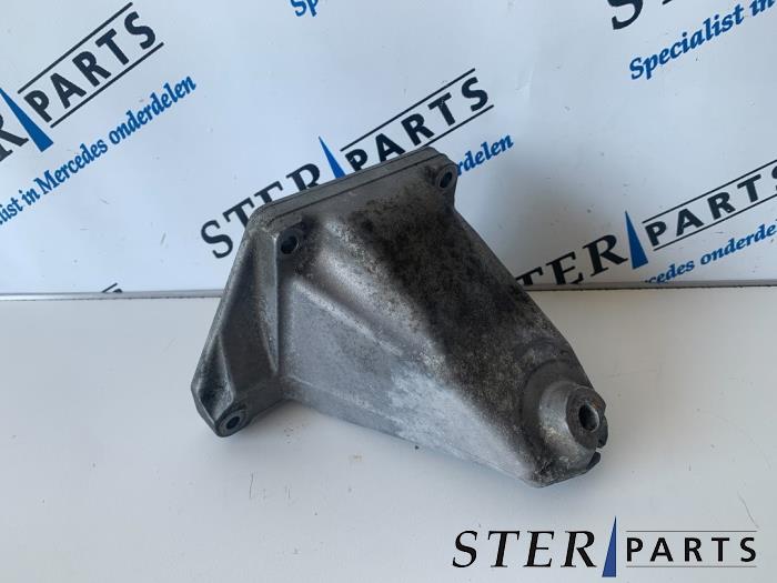 Used Engine mount Mercedes S (W221) 3.5 S-350 24V Price € 60,00 Margin scheme offered by Sterparts Mercedes specialist