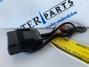 Used Front seatbelt buckle, left Mercedes A (W169) 2.0 A-200 5-Drs. Price € 19,95 Margin scheme offered by Sterparts Mercedes specialist