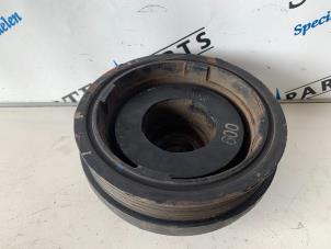 Used Crankshaft pulley Mercedes S (W221) 5.5 S-550 32V Price € 49,50 Margin scheme offered by Sterparts Mercedes specialist