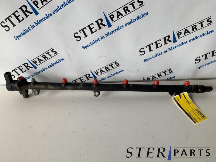 Usagé Système d'injection Mercedes E (W210) 3.2 E-320 CDI 24V Prix € 75,00 Règlement à la marge proposé par Sterparts Mercedes specialist