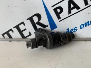 Used Injector (petrol injection) Mercedes SL (R129) 3.2 SL-320 24V Price € 39,95 Margin scheme offered by Sterparts Mercedes specialist