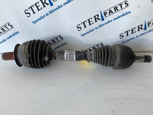 Usados Eje de transmisión izquierda delante Mercedes B (W246) 1.6 B-200 BlueEFFICIENCY Turbo 16V Precio € 99,50 Norma de margen ofrecido por Sterparts Mercedes specialist