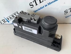 Used Electric central locking vacuum pump Mercedes C Combi (S202) 2.2 C220CDI 16V Price € 44,95 Margin scheme offered by Sterparts Mercedes specialist