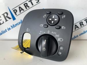 Used Light switch Mercedes C (W203) 2.2 C-200 CDI 16V Price € 34,95 Margin scheme offered by Sterparts Mercedes specialist