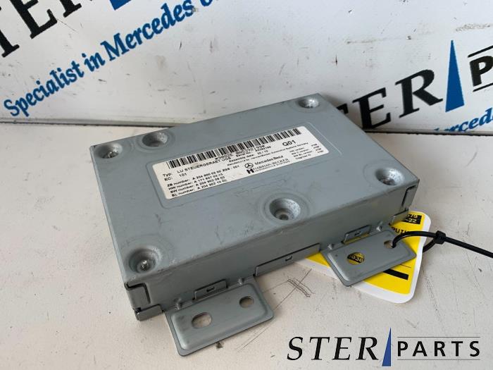 Multi-media control unit Mercedes C 2.2 C-200 CDI 16V BlueEFFICIENCY ...