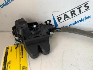 Used Boot lid lock mechanism Mercedes C (W204) 2.2 C-220 CDI 16V BlueEFFICIENCY Price € 45,00 Margin scheme offered by Sterparts Mercedes specialist