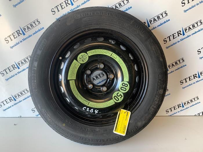 Spare wheel from a Mercedes-Benz C (W204) 1.6 C-180 16V BlueEfficiency 2009