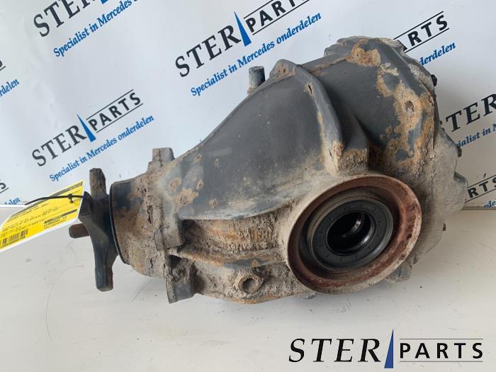 Gebrauchte Differential hinten Mercedes E Combi (S211) 3.2 E-320 CDI 24V Preis € 174,50 Margenregelung angeboten von Sterparts Mercedes specialist