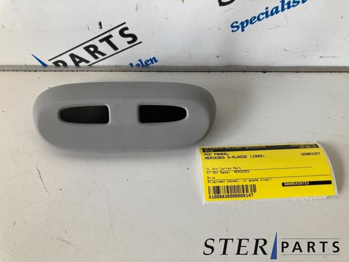 Begagnade PDC-panel Mercedes S (W220) 3.2 S-320 CDI 24V Pris € 19,95 Marginaltabell erbjuds av Sterparts Mercedes specialist