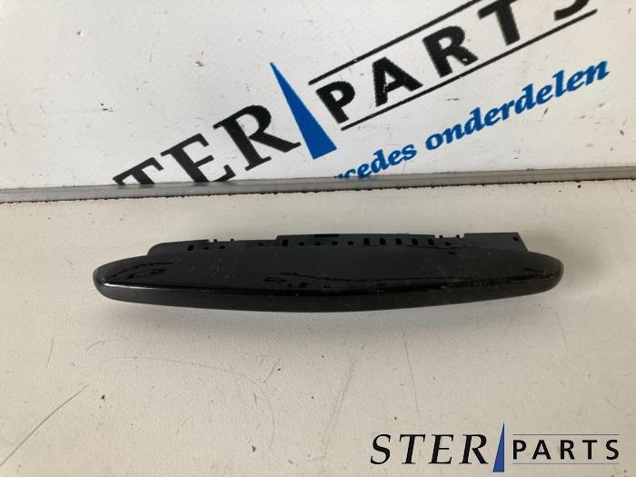Begagnade PDC-panel Mercedes C Estate (S204) 1.8 C-180 CGI 16V Pris € 19,95 Marginaltabell erbjuds av Sterparts Mercedes specialist