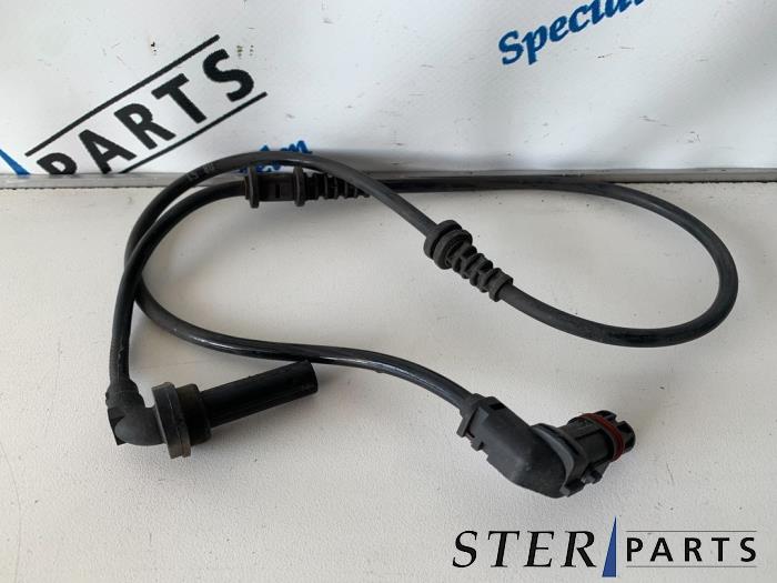 Begagnade ABS-sensor Mercedes E (W212) E-220 CDI 16V BlueEfficiency Pris € 29,95 Marginaltabell erbjuds av Sterparts Mercedes specialist