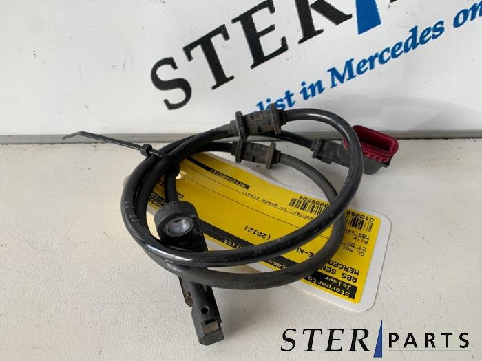 Begagnade ABS-sensor Mercedes E (W212) E-200 CDI 16V BlueEfficiency,BlueTEC Pris € 25,00 Marginaltabell erbjuds av Sterparts Mercedes specialist