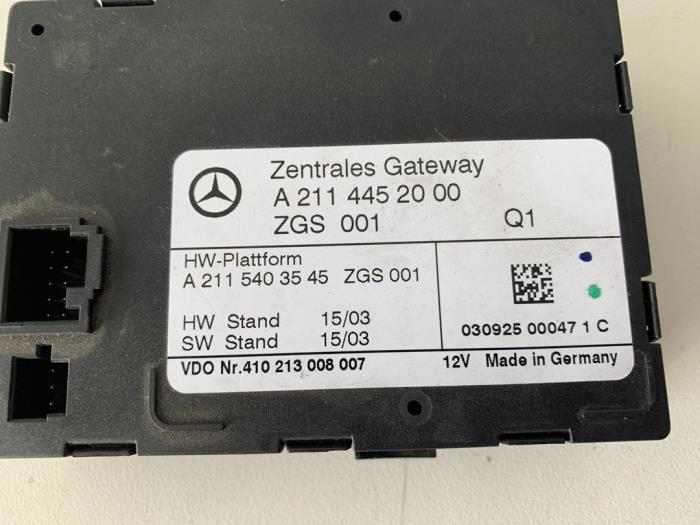 Gateway module Mercedes E 2.2 E-200 CDI 16V - A2115403545 MERCEDES