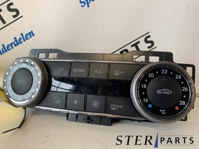 Gebrauchte Klimabedienteil Mercedes C Estate (S204) 1.6 C-180K 16V BlueEfficiency Preis € 49,50 Margenregelung angeboten von Sterparts Mercedes specialist