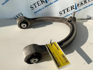 Used Front upper wishbone, right Mercedes S (W221) 3.0 S-320 CDI 24V Price € 45,00 Margin scheme offered by Sterparts Mercedes specialist