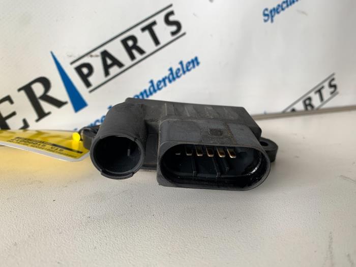 Glow plug relay Mercedes S 3.0 S320 CDI 24V A6429001402